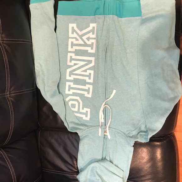 Sweater - Picture 2 of 3